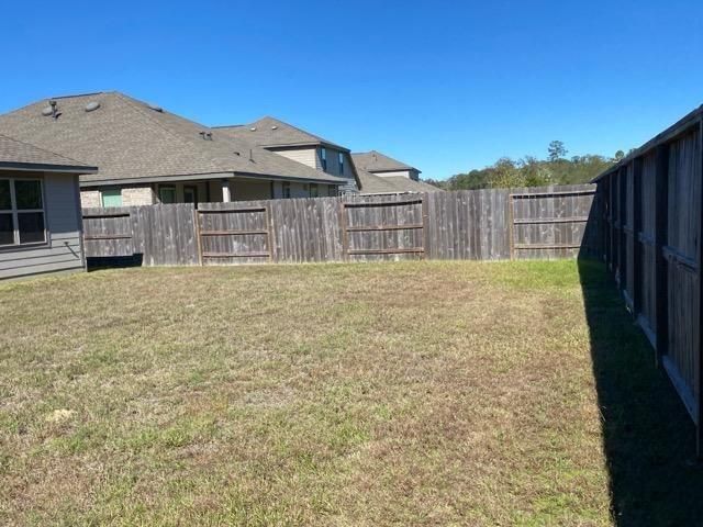 19115 Pinewood Grove Trail, New Caney, TX 77357