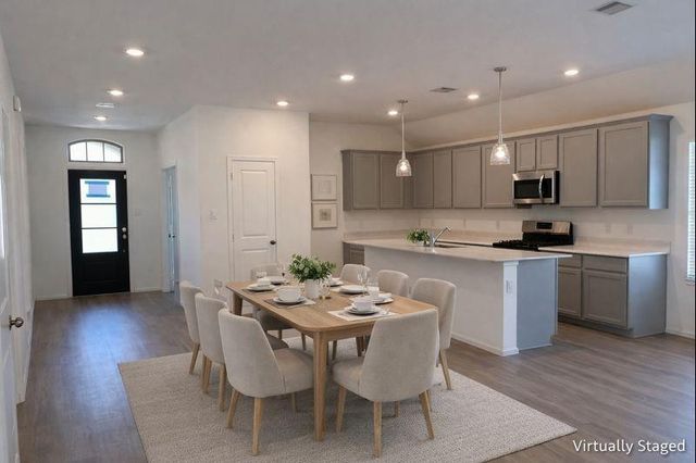 19115 Pinewood Grove Trail, New Caney, TX 77357