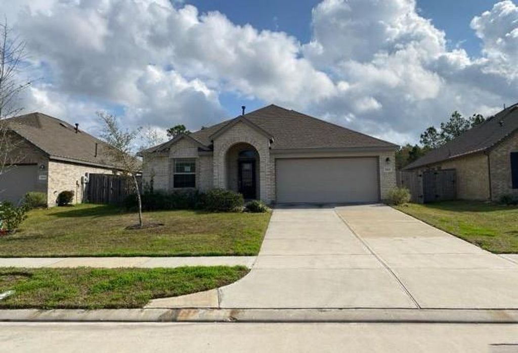 19115 Pinewood Grove Trail, New Caney, TX 77357