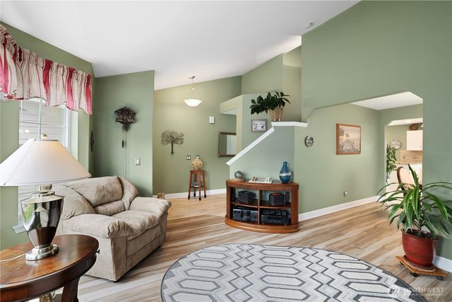 1203 Blue Jay Avenue SW, Orting, WA 98360