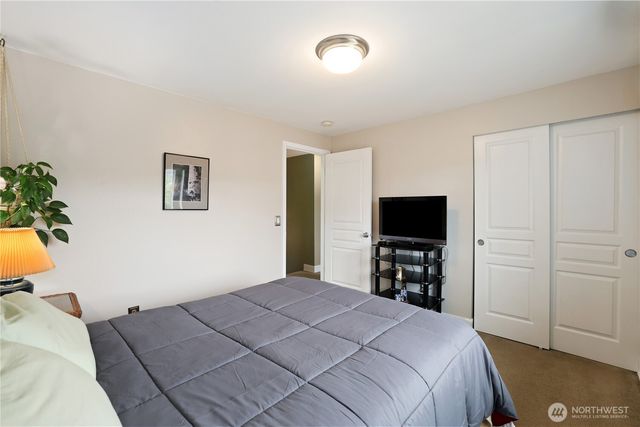 1203 Blue Jay Avenue SW, Orting, WA 98360