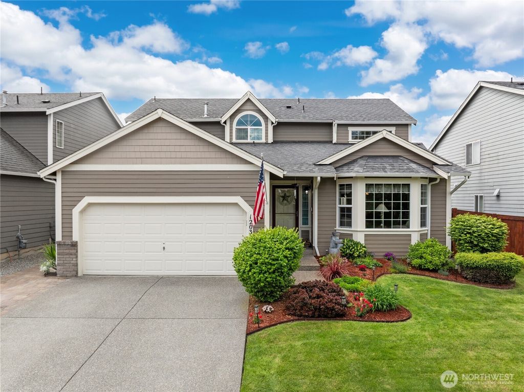 1203 Blue Jay Avenue SW, Orting, WA 98360