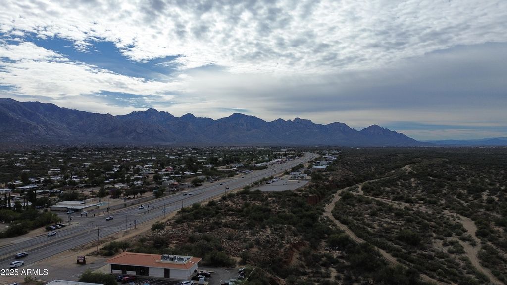 Image 14 of property listing at 16633 N Oracle Road -, Tucson, AZ 85739