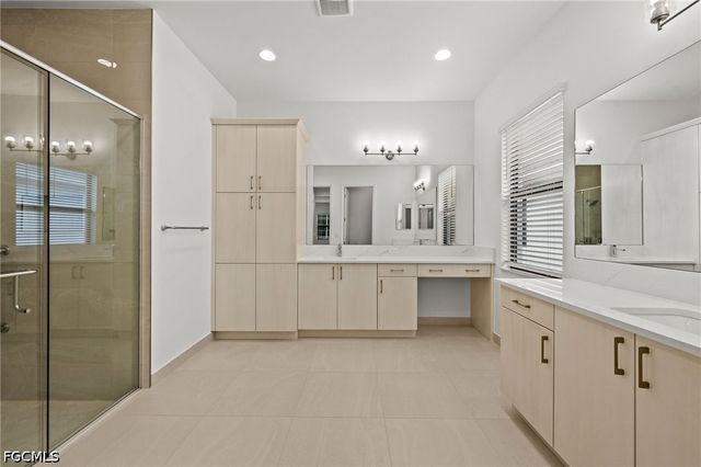 14313 Hogarth PL, Fort Myers, FL 33905