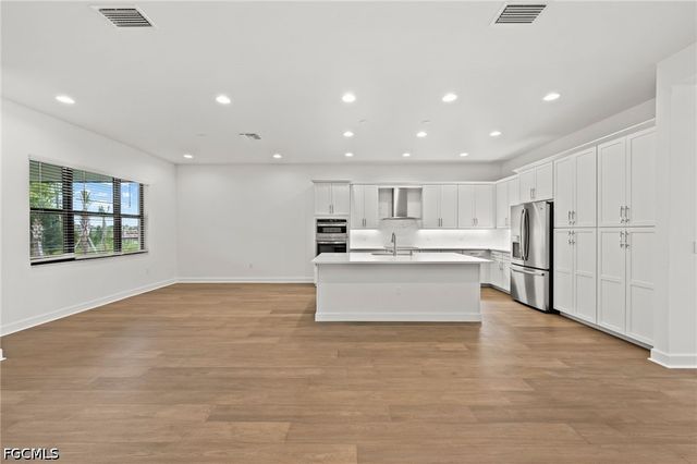 14313 Hogarth PL, Fort Myers, FL 33905