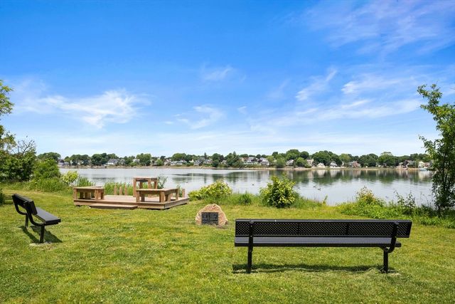 89 Trefton Avenue, Weymouth, MA 02188