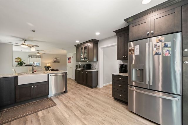 89 Trefton Avenue, Weymouth, MA 02188