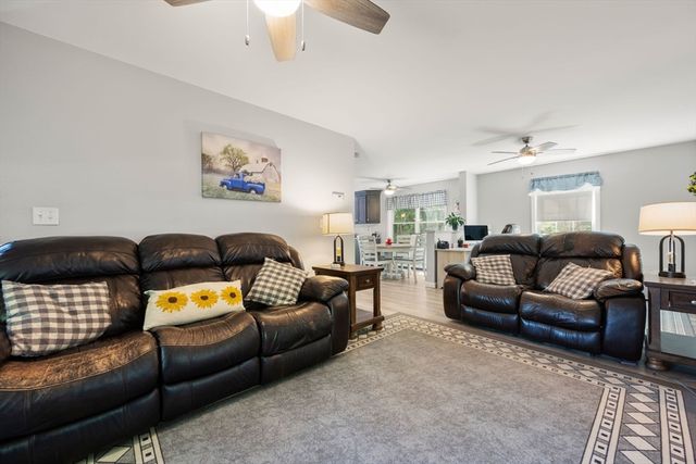 89 Trefton Avenue, Weymouth, MA 02188