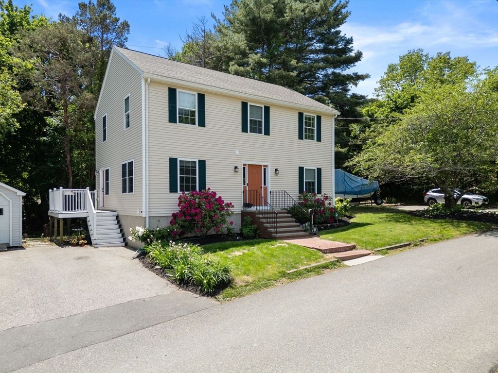 89 Trefton Avenue, Weymouth, MA 02188