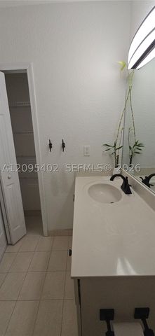 21000 SW 87th Ave 308, Cutler Bay, FL 33189