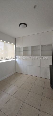 21000 SW 87th Ave 308, Cutler Bay, FL 33189