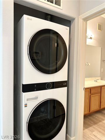 3480 Cactus Shadow Street 103, Las Vegas, NV 89129