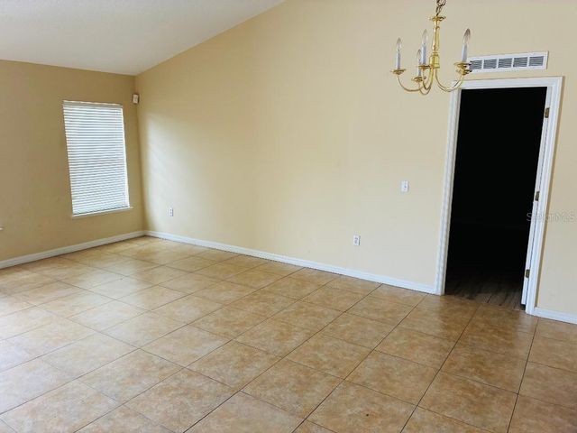 8158 SETTLERS CREEK CIRCLE, Lakeland, FL 33810