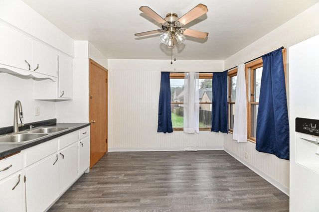 3803 S 20th STREET, Milwaukee, WI 53221
