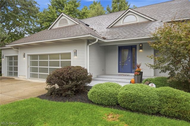 499 Mackinaw Circle, Akron, OH 44333