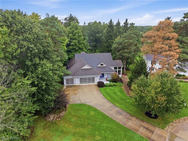499 Mackinaw Circle, Akron, OH 44333