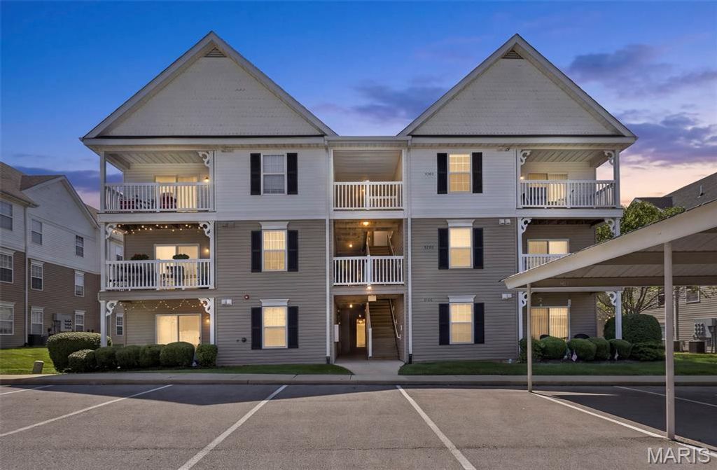 5103 Spring Creek Lane, O'fallon, MO 63368
