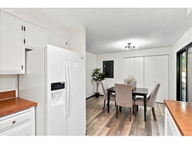 247 MCNARY HEIGHTS Dr N, Keizer, OR 97303