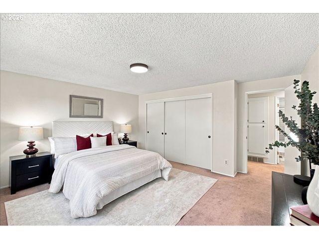 247 MCNARY HEIGHTS Dr N, Keizer, OR 97303