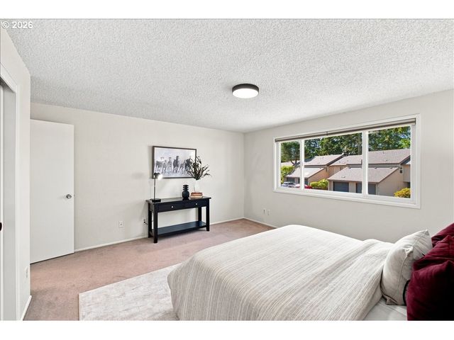 247 MCNARY HEIGHTS Dr N, Keizer, OR 97303