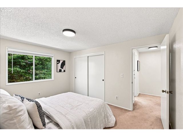 247 MCNARY HEIGHTS Dr N, Keizer, OR 97303