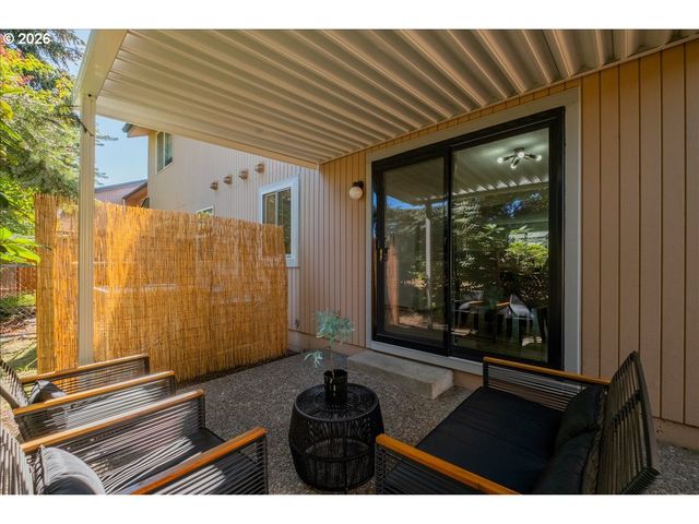 247 MCNARY HEIGHTS Dr N, Keizer, OR 97303