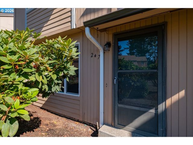 247 MCNARY HEIGHTS Dr N, Keizer, OR 97303