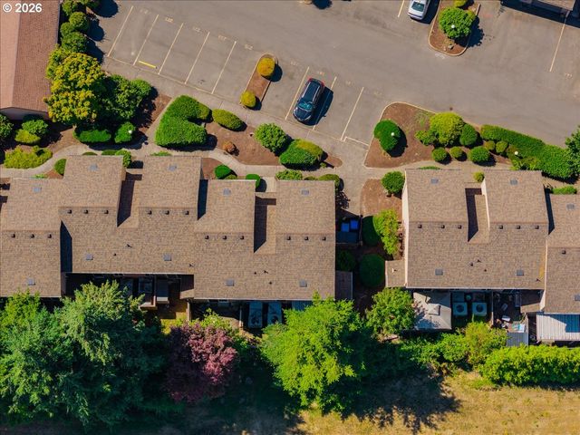 247 MCNARY HEIGHTS Dr N, Keizer, OR 97303