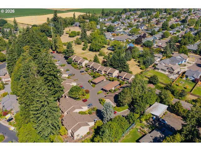 247 MCNARY HEIGHTS Dr N, Keizer, OR 97303
