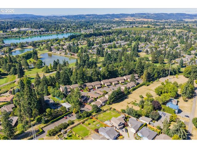 247 MCNARY HEIGHTS Dr N, Keizer, OR 97303