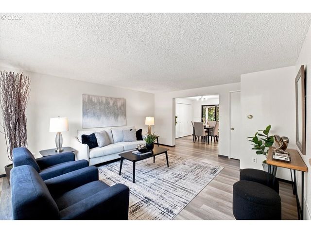 247 MCNARY HEIGHTS Dr N, Keizer, OR 97303