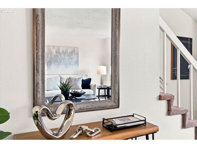 247 MCNARY HEIGHTS Dr N, Keizer, OR 97303