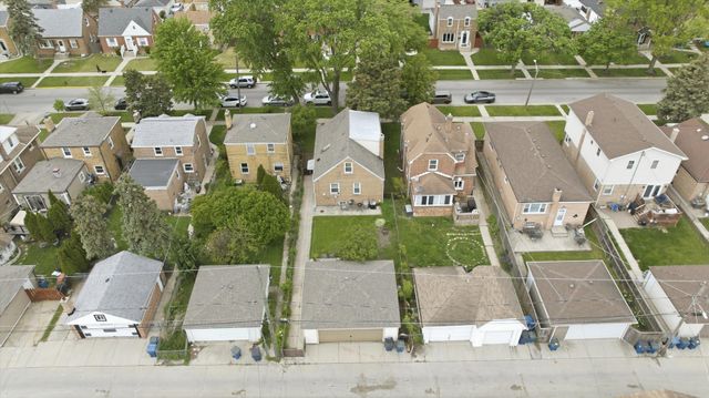 2537 Oak Street, Franklin Park, IL 60131