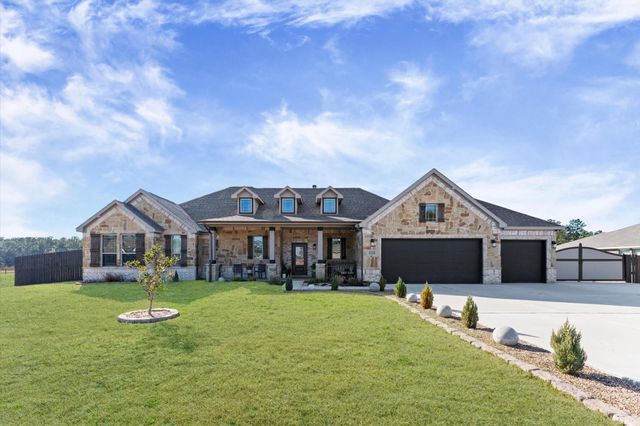 9729 Waller Street, Conroe, TX 77303