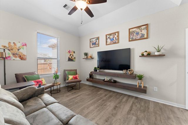 9729 Waller Street, Conroe, TX 77303