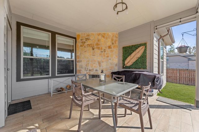 9729 Waller Street, Conroe, TX 77303