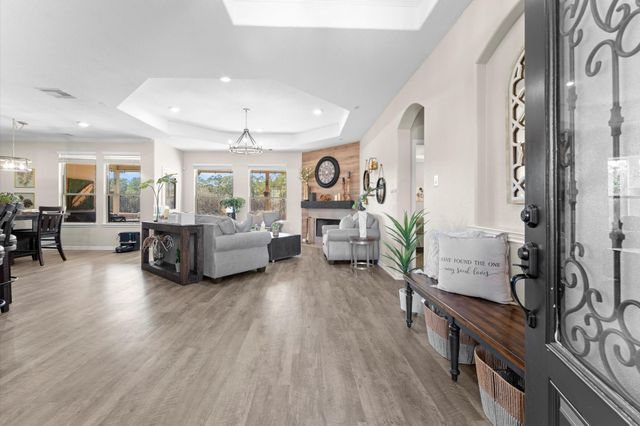 9729 Waller Street, Conroe, TX 77303