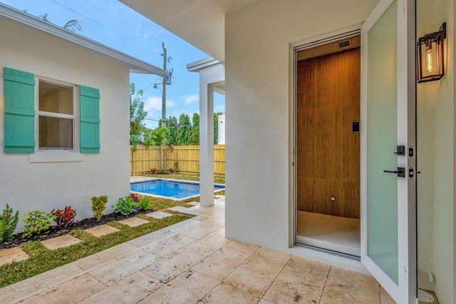 732 Flamingo Drive, West Palm Beach, FL 33401