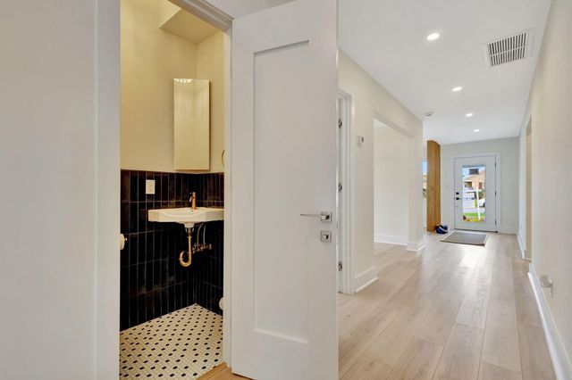 732 Flamingo Drive, West Palm Beach, FL 33401