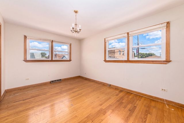 7234 W Fitch Avenue, Chicago, IL 60631