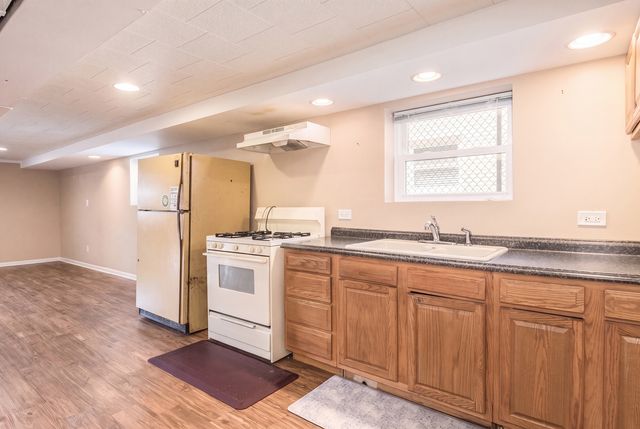 7234 W Fitch Avenue, Chicago, IL 60631