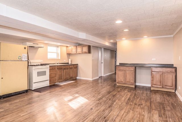 7234 W Fitch Avenue, Chicago, IL 60631