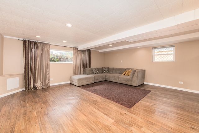 7234 W Fitch Avenue, Chicago, IL 60631