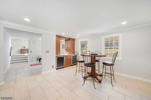 32 Deerfield Rd, Mendham Boro, NJ 07945