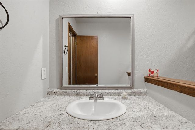 1700 NE Jefferson Avenue, Piedmont, OK 73078