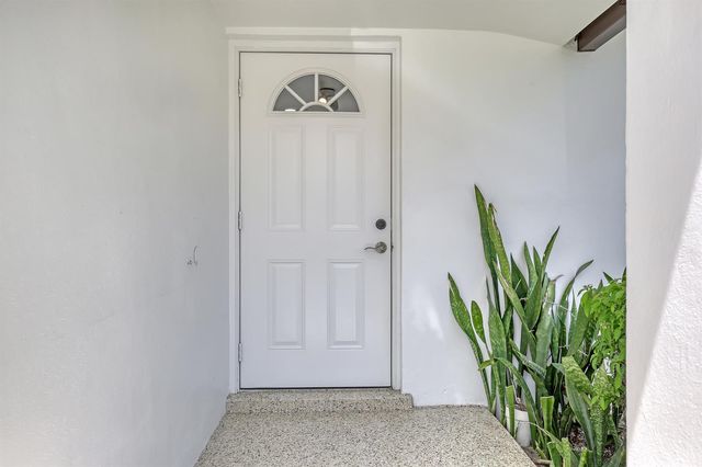 2940 Crosley Drive E, West Palm Beach, FL 33415