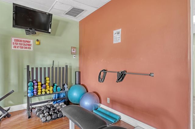 2940 Crosley Drive E, West Palm Beach, FL 33415