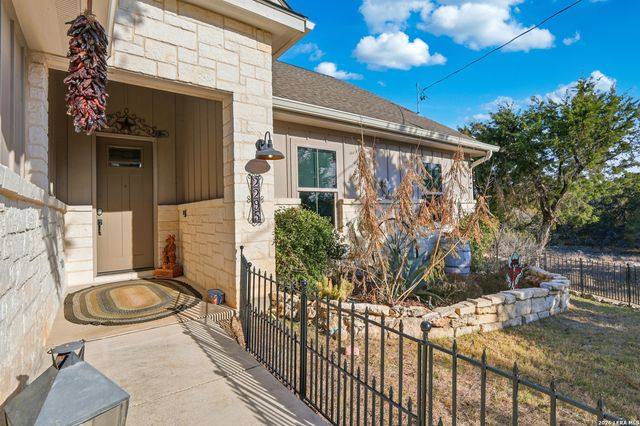 2295 Tanglewood Trail, Spring Branch, TX 78070