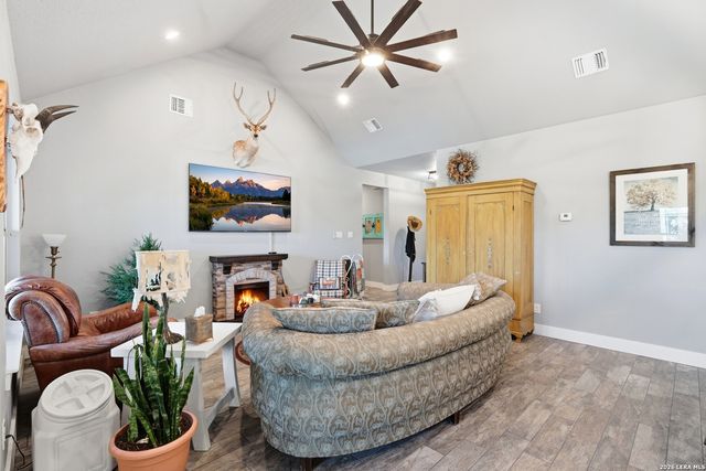 2295 Tanglewood Trail, Spring Branch, TX 78070