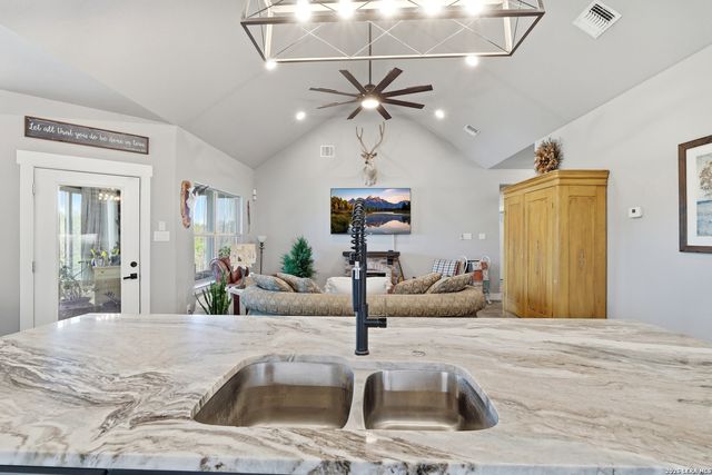 2295 Tanglewood Trail, Spring Branch, TX 78070